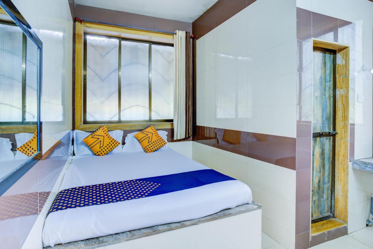 Spot On 63917 Hotel Dolphin Garden Kolad Εξωτερικό φωτογραφία